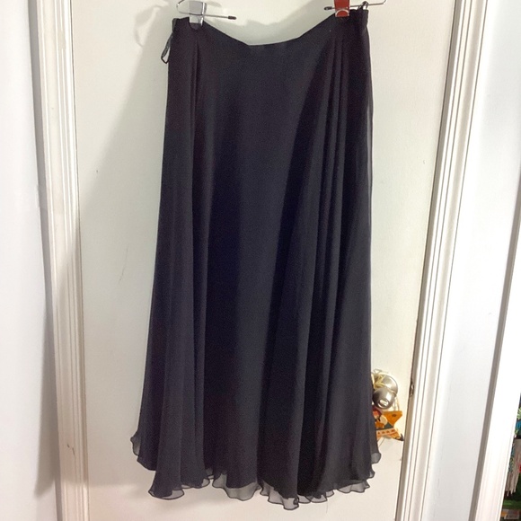 VINTAGE JOVANI PLUS 16W BLACK MAXI SKIRT 100%SILK SPECIAL EVENT PARTY WEDDING - Picture 1 of 8